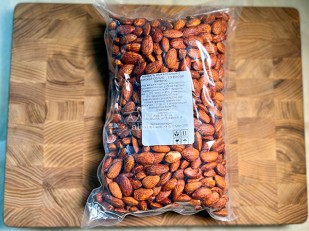 Снеки к пиву: Миндаль ж/с со вкусом 