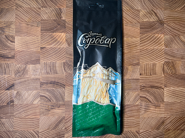 Сыр 60 гр ГОРНЫЙ СЫРОВАР (Паутинка копчёная) в Сергиевом Посаде